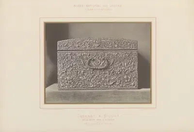 Шкатулка для украшений королевы Анны Австрийской, жены Людовика XIII by Леон Видаль, 1876-1883 — digital art print download