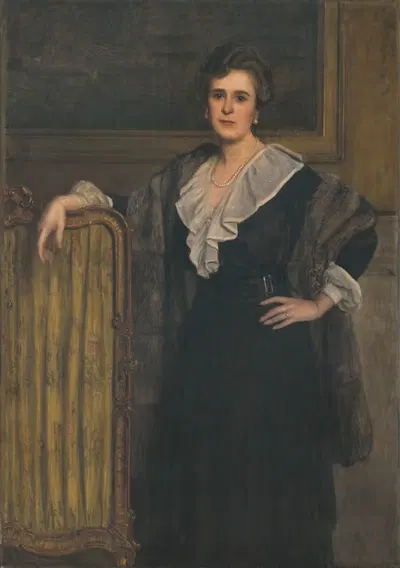 Портрет стоящей женщины by Рудольф Бахер, 1919 — digital art print download