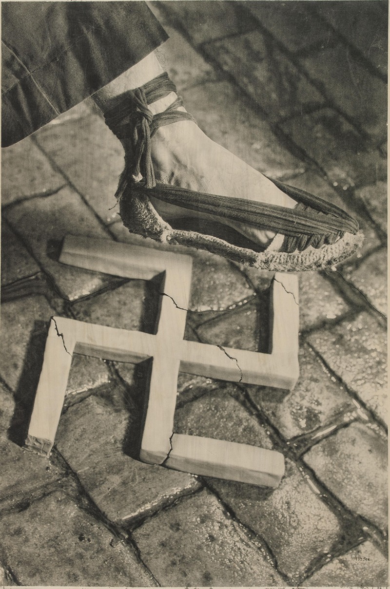 Espadrille écrasant une croix gammée affiche — Anonymous