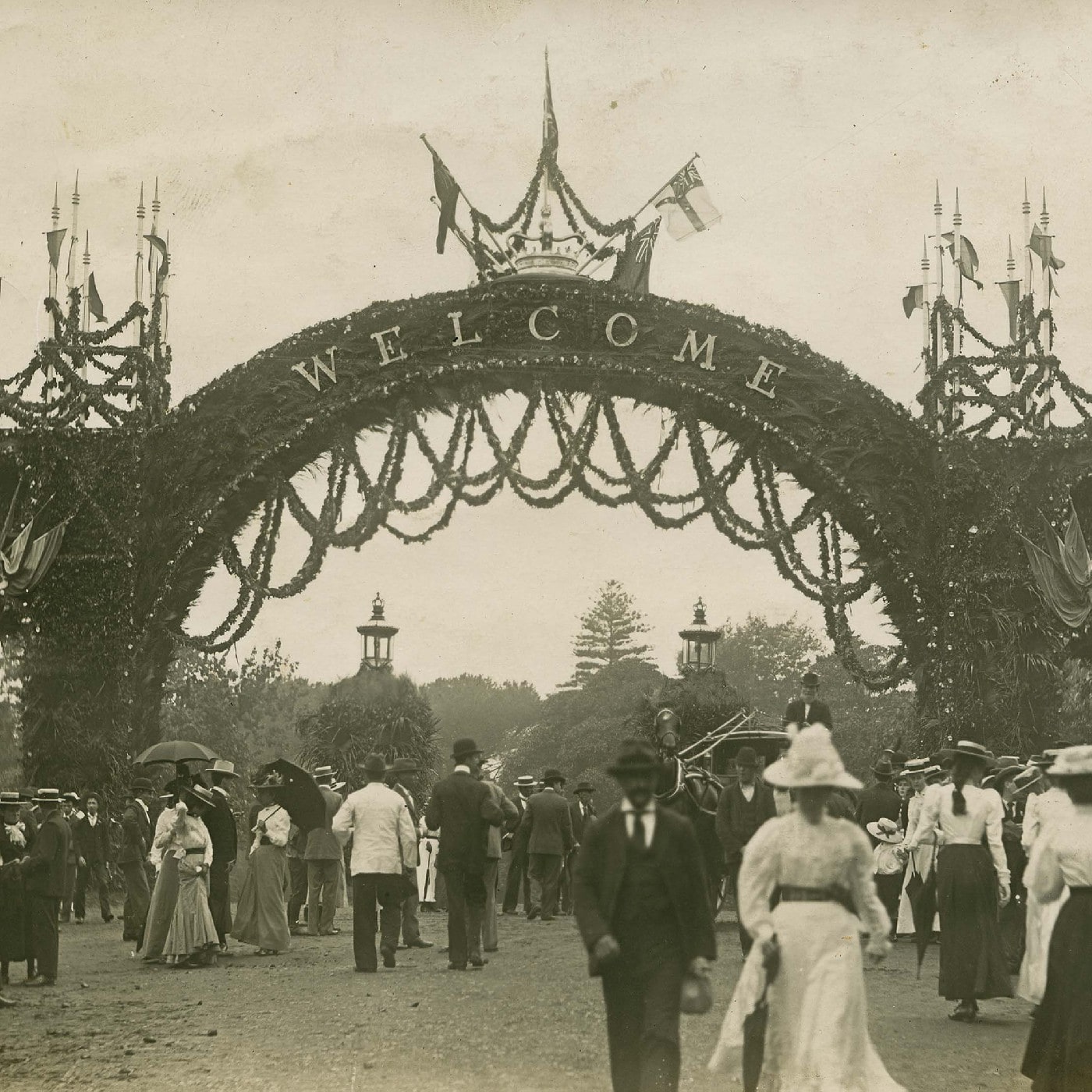 Centennial Park, 1901 by Unidentified photographer — digital art print download