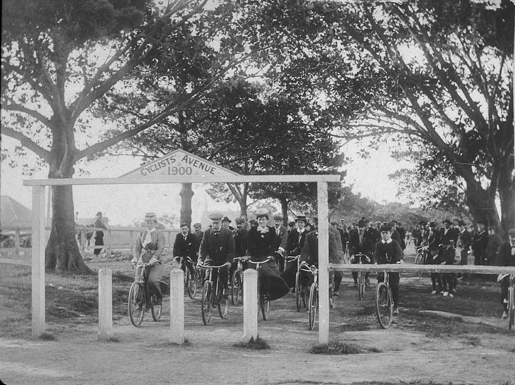 Cyclists’ Avenue, 1900 by Unidentified photographer — digital art print download