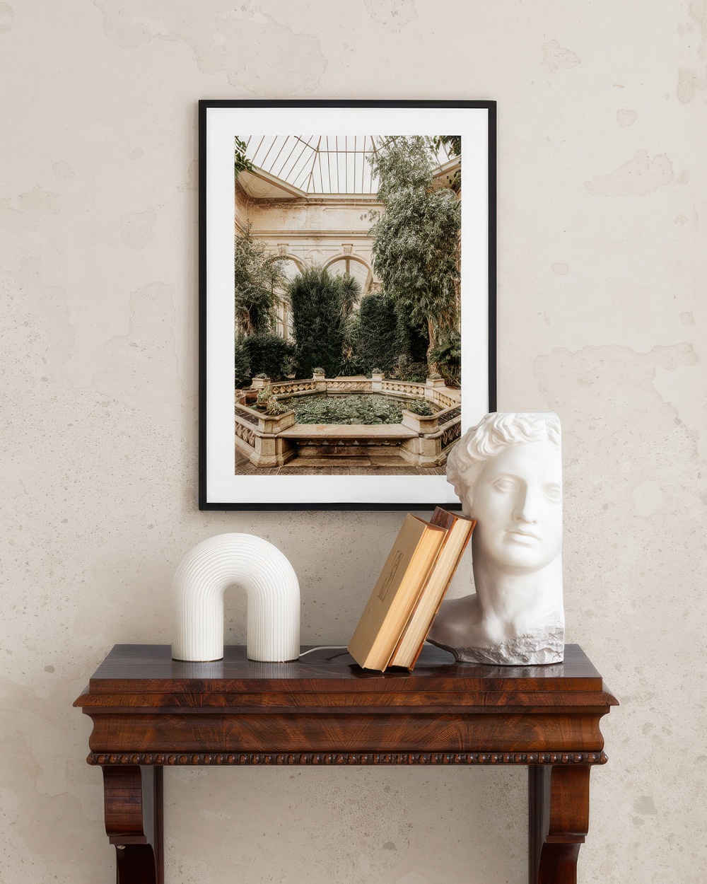 Пруд с водяными лилиями