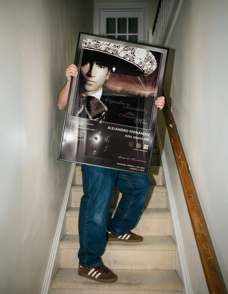 Музыкальный постер: Alejandro Fernández — Niña Amada Mía