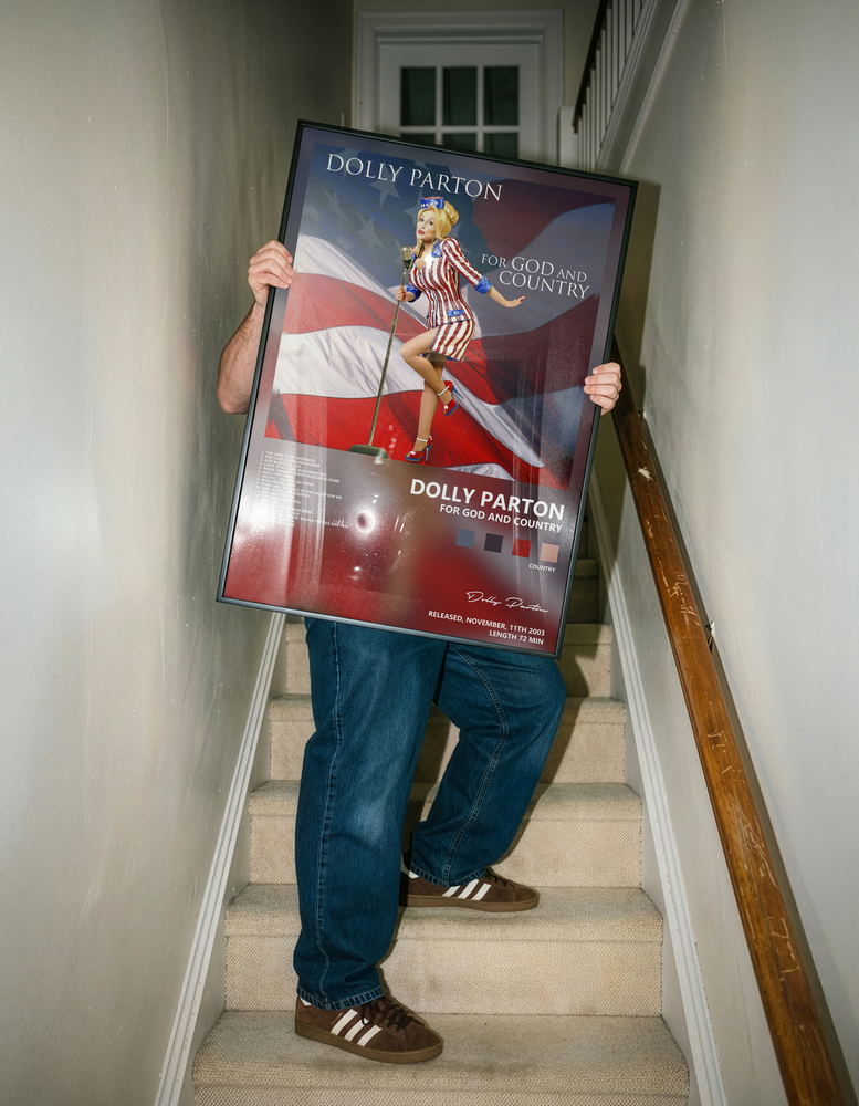 Музыкальный постер: Dolly Parton — For God and Country