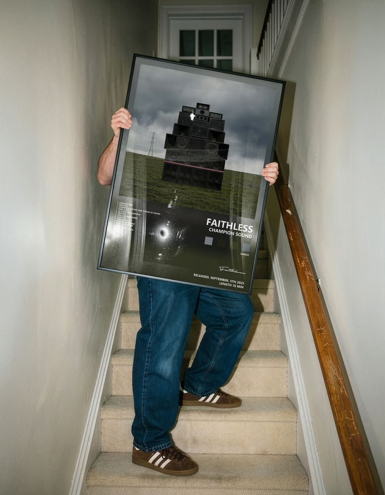 Музыкальный постер: Faithless — Champion Sound