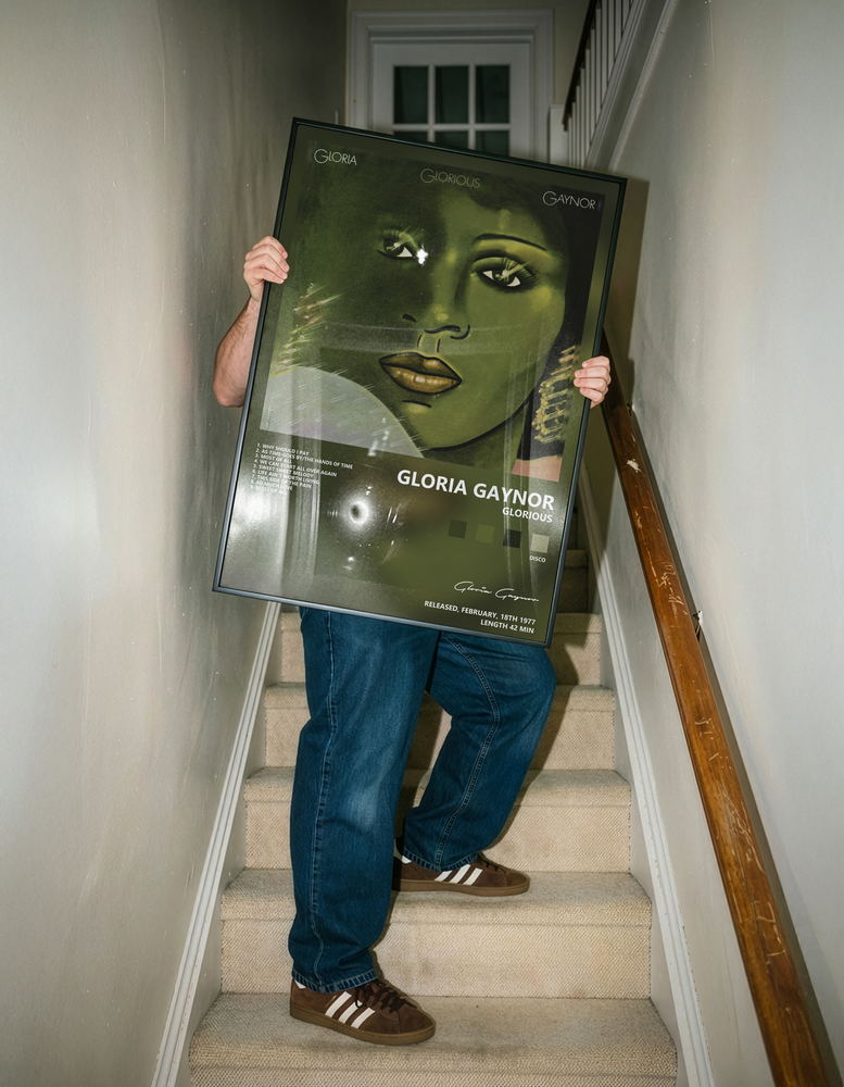 Музыкальный постер: Gloria Gaynor — Glorious