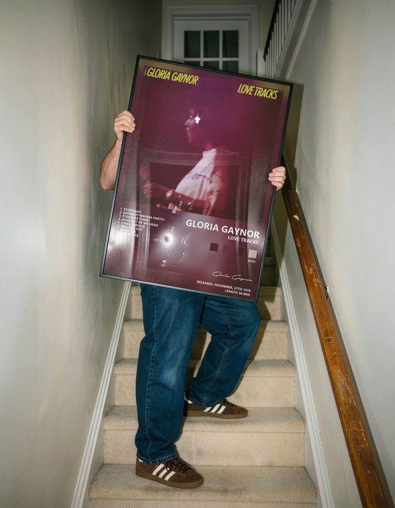 Музыкальный постер: Gloria Gaynor — Love Tracks