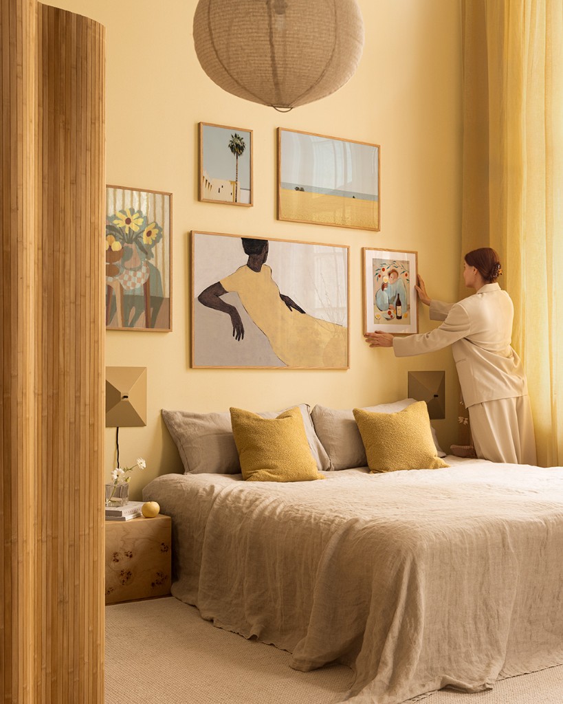 Room styled with onlly.art poster