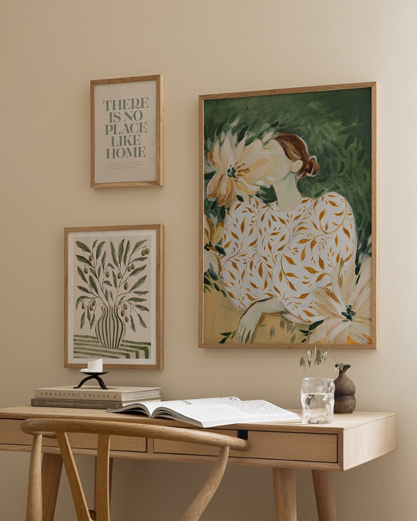 Room styled with onlly.art poster — 3